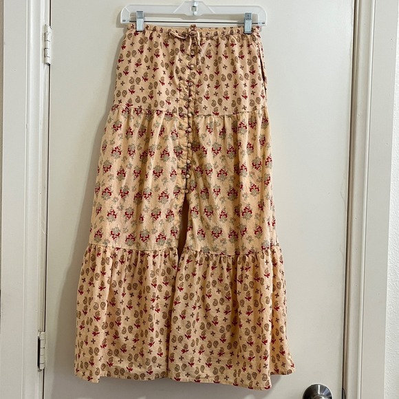 Patrons of Peace Dresses & Skirts - Patrons of Peace Floral Maxi Skirt XS Tiered Front Slit Pockets Boho Cottage.